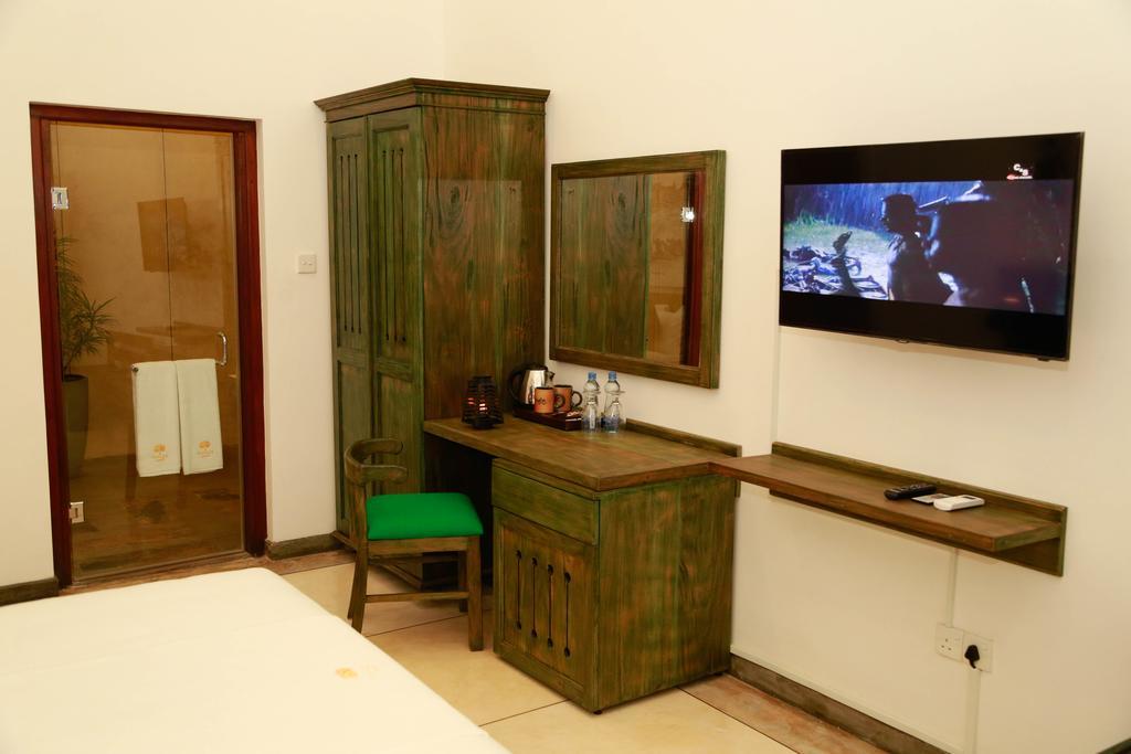Hotel Tranquil Negombo Boutique Extérieur photo