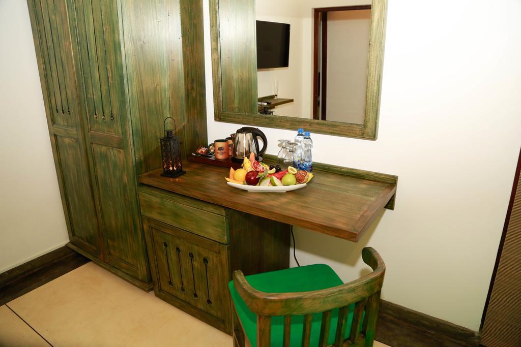 Hotel Tranquil Negombo Boutique Extérieur photo